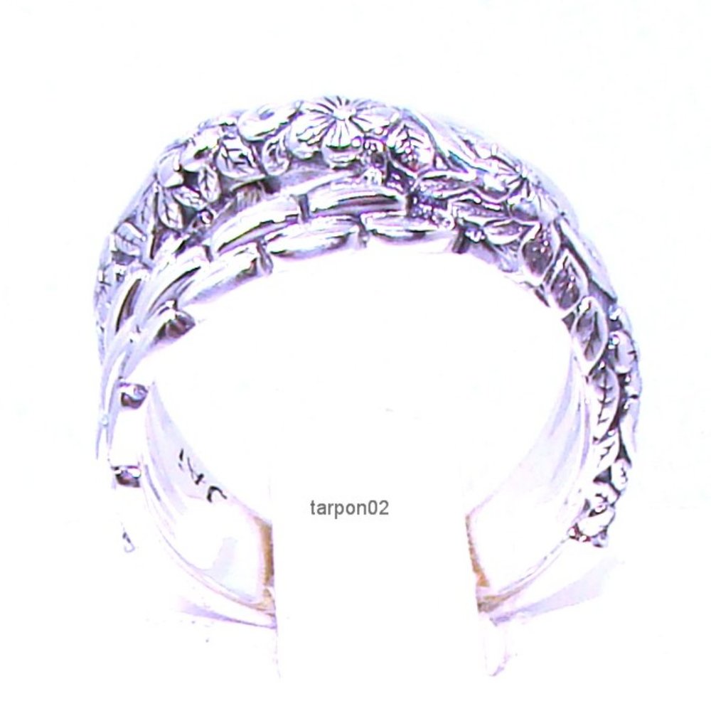 John Hardy JAI Wide Floral Carved Cross-Over Band Sterling Silver Ring - 6.5 - Picture 6 of 13